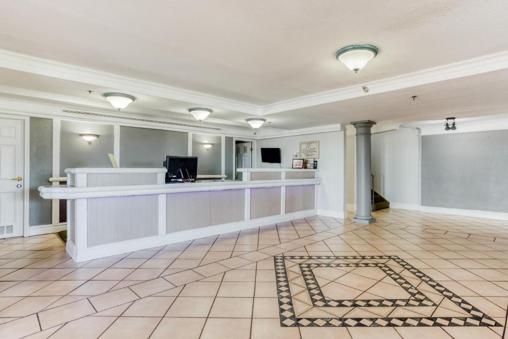 Reception Desk